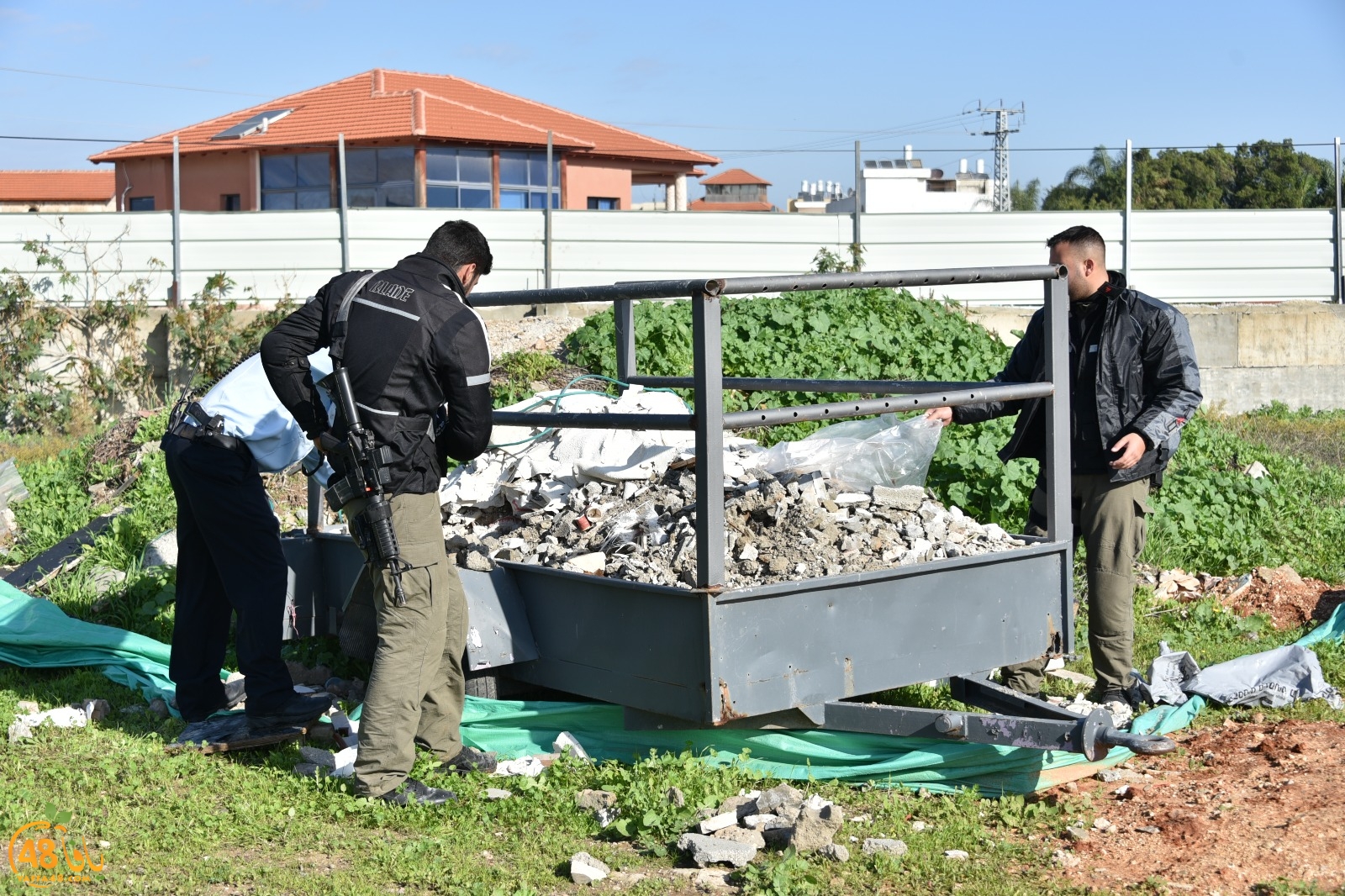 poliCe hamla lud 3 (6).jpg